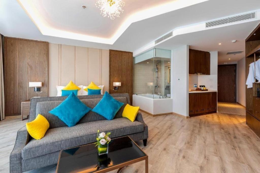 Luxury Seaview Panorama Nha Trang By Luna Εξωτερικό φωτογραφία
